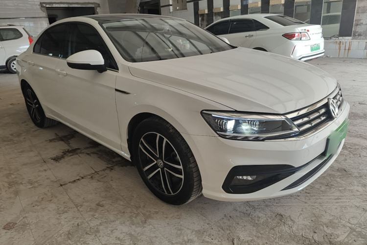 Used Volkswagen Lamando 2021 Revised Version 280TSI DSG Comfort Edition Front Right 45 Deg