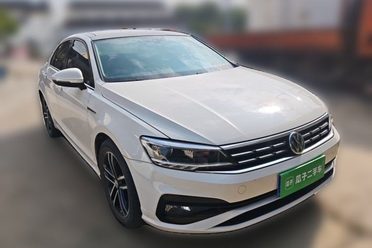 Used Volkswagen Lamando 2021 Revised Version 280TSI DSG Comfort Edition Front Right 45 Deg