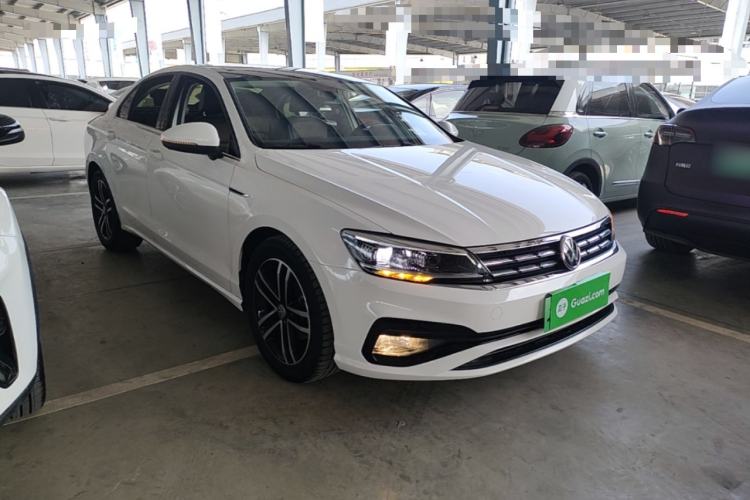 Used Volkswagen Lamando 2021 Revised Version 280TSI DSG Comfort Edition Front Right 45 Deg