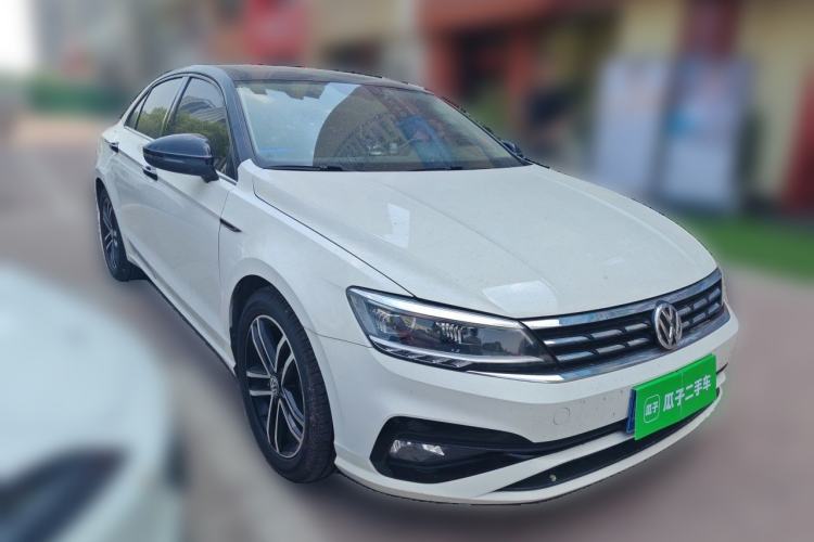 Used Volkswagen Lamando 2021 Revised Version 280TSI DSG Comfort Edition Front Right 45 Deg