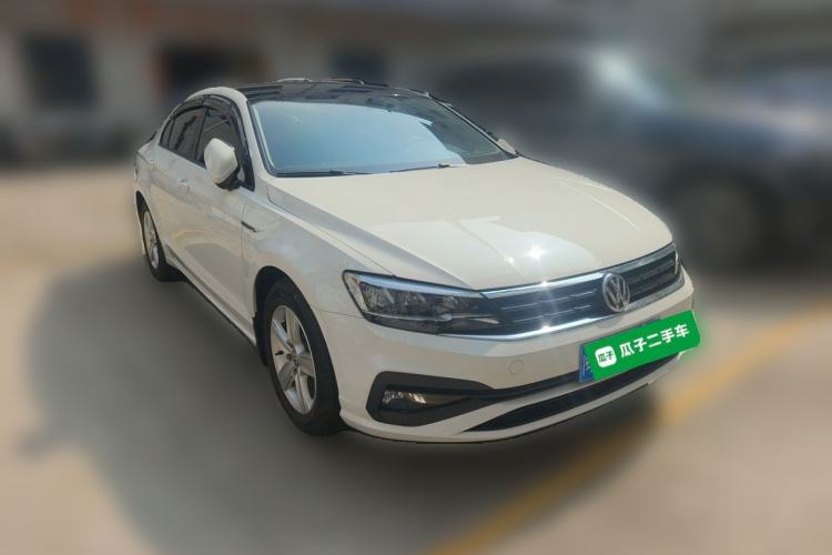 Used Volkswagen Lamando 2021 230TSI DSG Fashion Edition Front Right 45 Deg