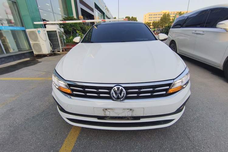 Used Volkswagen Lamando 2021 230TSI DSG Fashion Edition Front
