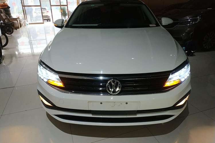 Used Volkswagen Lamando 2021 230TSI DSG Fashion Edition Front