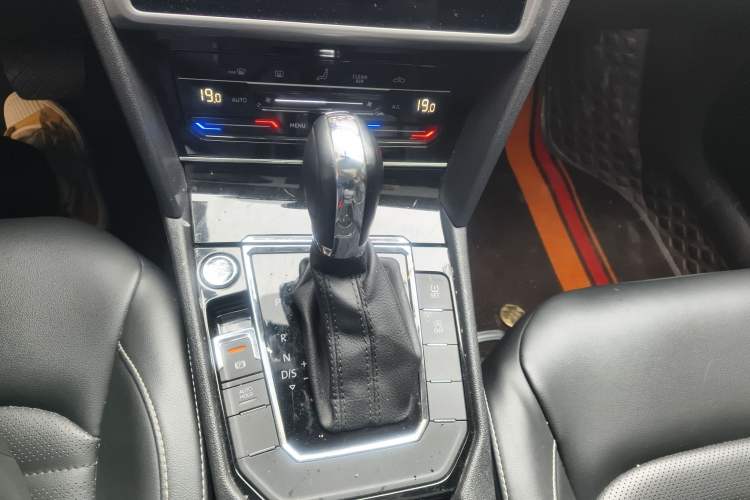 Used Volkswagen Lamando 2021 Revised Version 280TSI DSG Comfort Edition Gear Lever