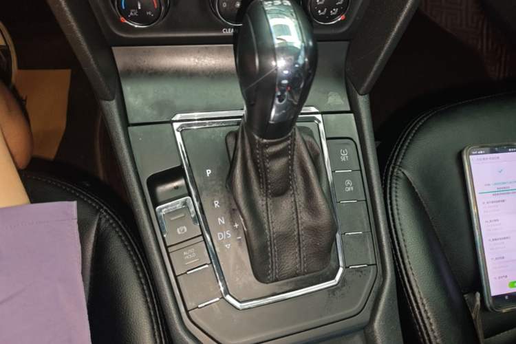 Used Volkswagen Lamando 2021 230TSI DSG Fashion Edition Gear Lever