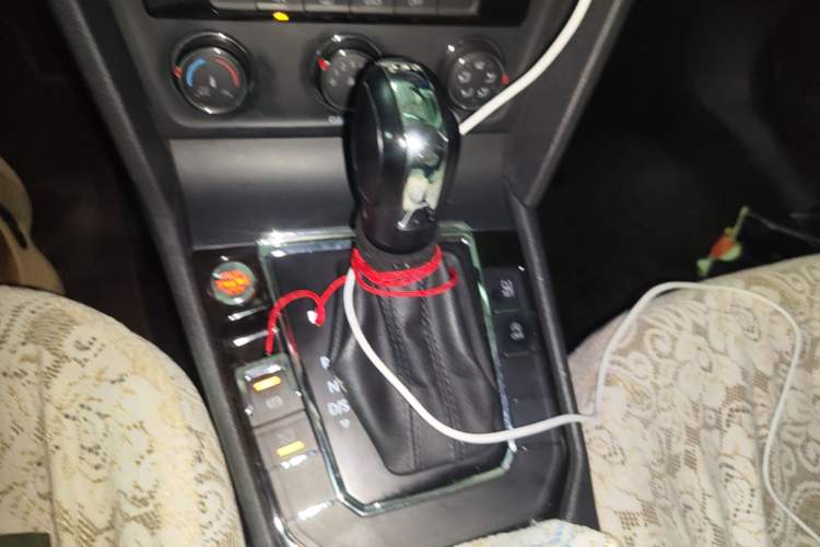 Used Volkswagen Lamando 2021 230TSI DSG Fashion Edition Gear Lever