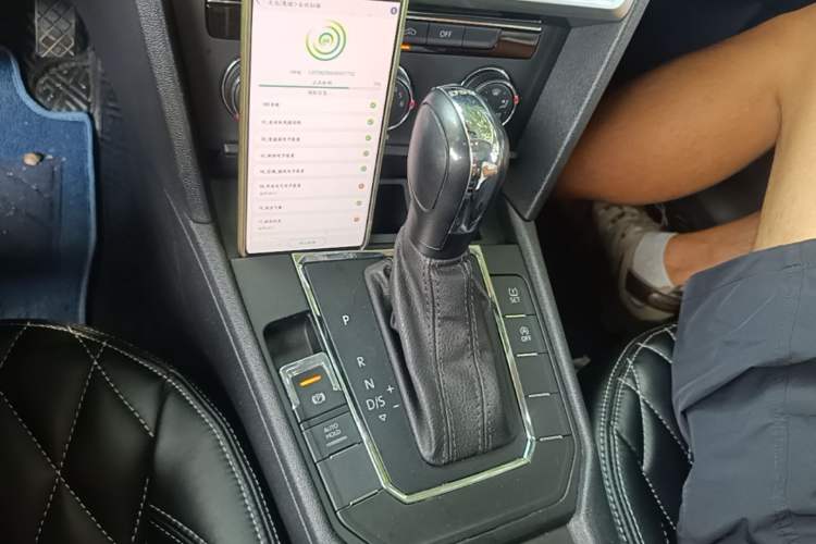 Used Volkswagen Lamando 2021 230TSI DSG Fashion Edition Gear Lever