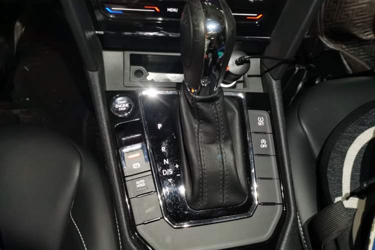 Used Volkswagen Lamando 2021 Revised Version 280TSI DSG Comfort Edition Gear Lever