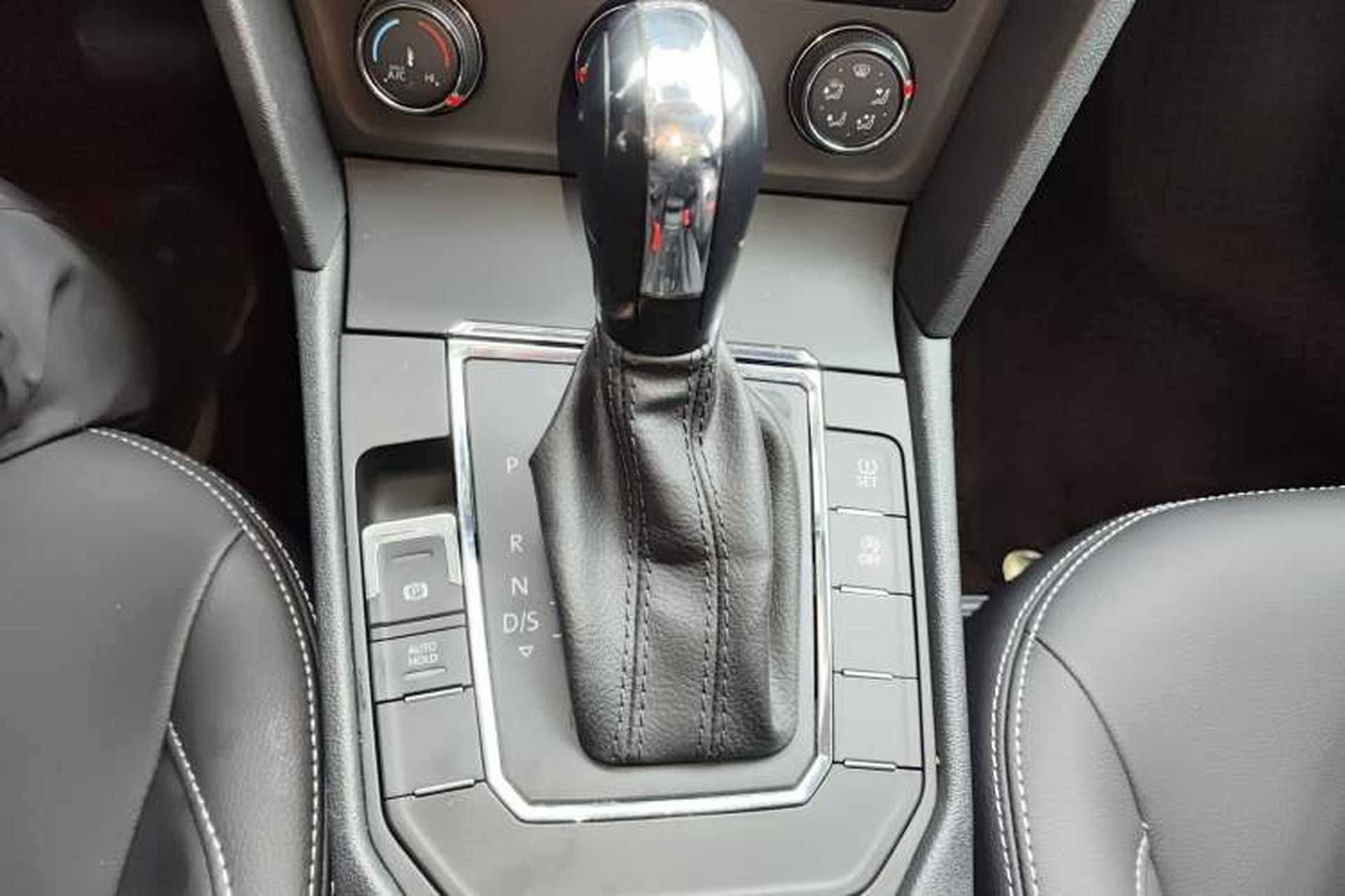 Used Volkswagen Lamando 2021 230TSI DSG Fashion Edition Gear Lever