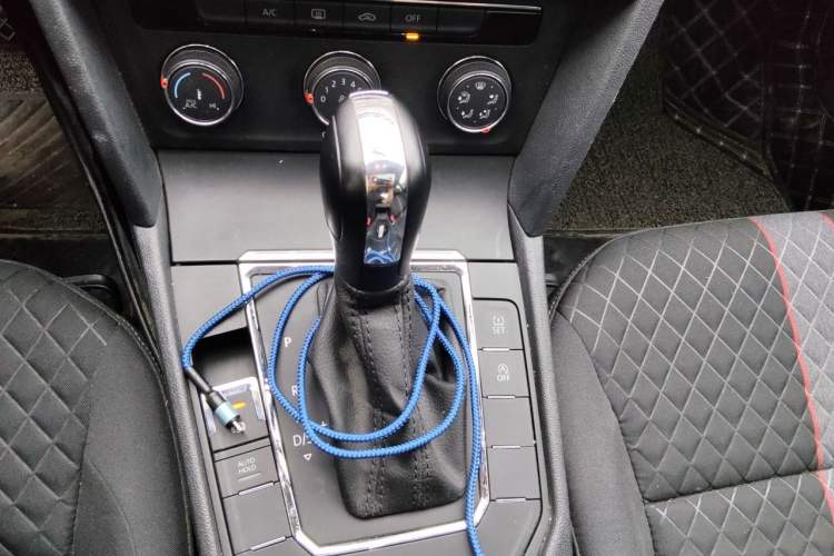 Used Volkswagen Lamando 2021 230TSI DSG Fashion Edition Gear Lever
