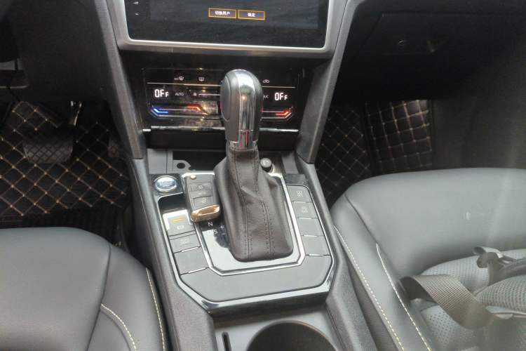 Used Volkswagen Lamando 2021 Revised Version 280TSI DSG Comfort Edition Gear Lever