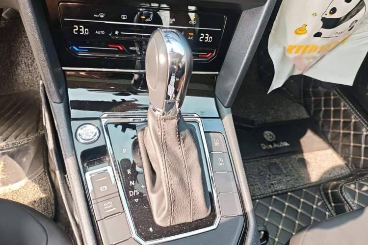 Used Volkswagen Lamando 2021 Revised Version 280TSI DSG Comfort Edition Gear Lever