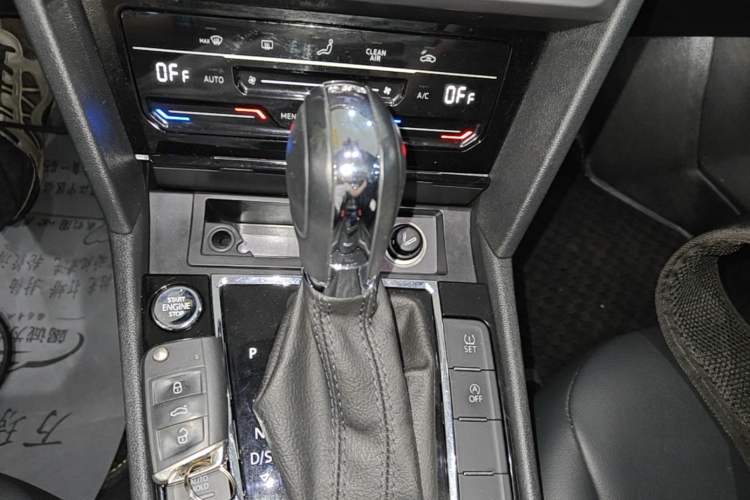 Used Volkswagen Lamando 2021 Revised Version 280TSI DSG Comfort Edition Gear Lever