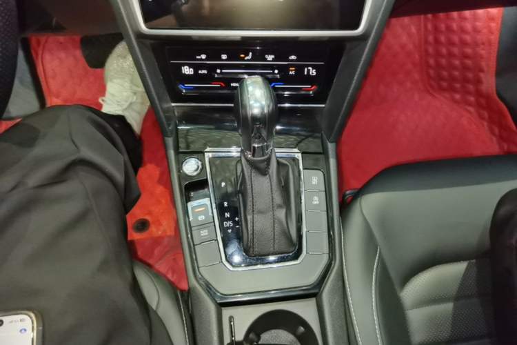 Used Volkswagen Lamando 2021 Revised Version 280TSI DSG Comfort Edition Gear Lever