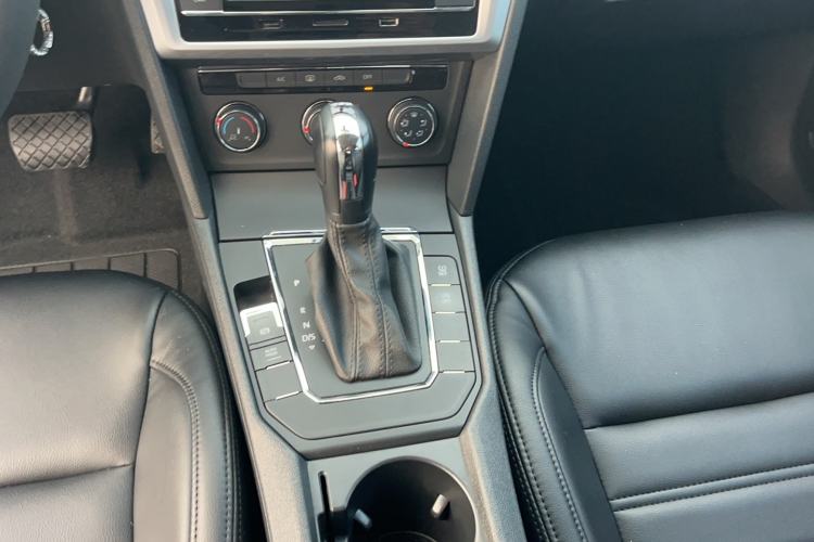 Used Volkswagen Lamando 2021 230TSI DSG Fashion Edition Gear Lever