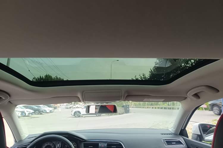 Used Volkswagen Lamando 2021 230TSI DSG Fashion Edition Headliner