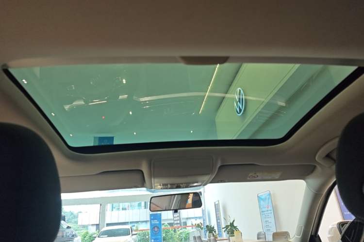 Used Volkswagen Lamando 2021 230TSI DSG Fashion Edition Headliner