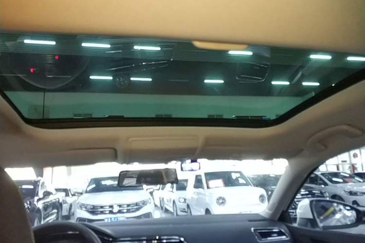 Used Volkswagen Lamando 2021 230TSI DSG Fashion Edition Headliner