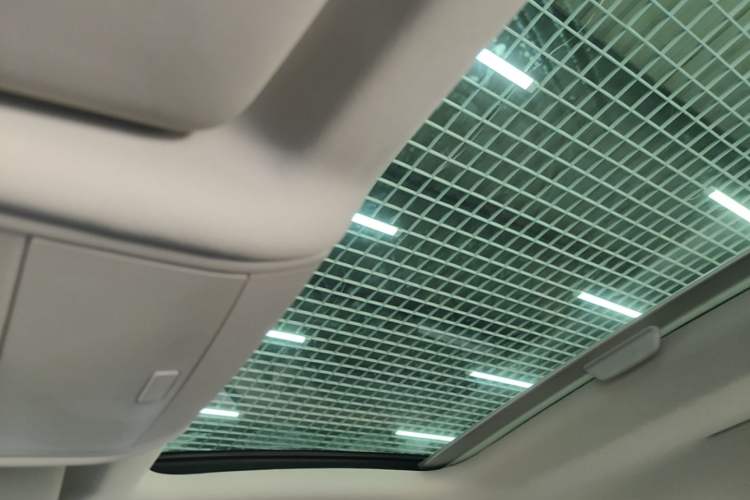 Used Volkswagen Lamando 2021 230TSI DSG Fashion Edition Headliner