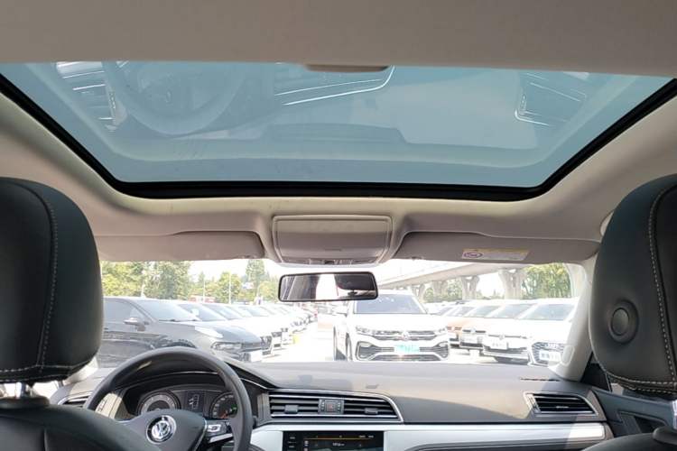 Used Volkswagen Lamando 2021 230TSI DSG Fashion Edition Headliner