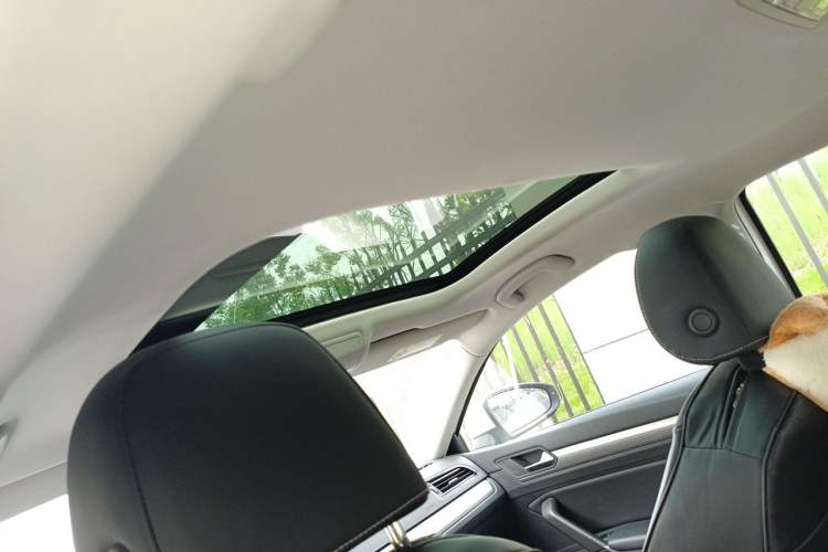 Used Volkswagen Lamando 2021 Facelift 280TSI DSG Comfort Edition (Manual Air Conditioning) Headliner