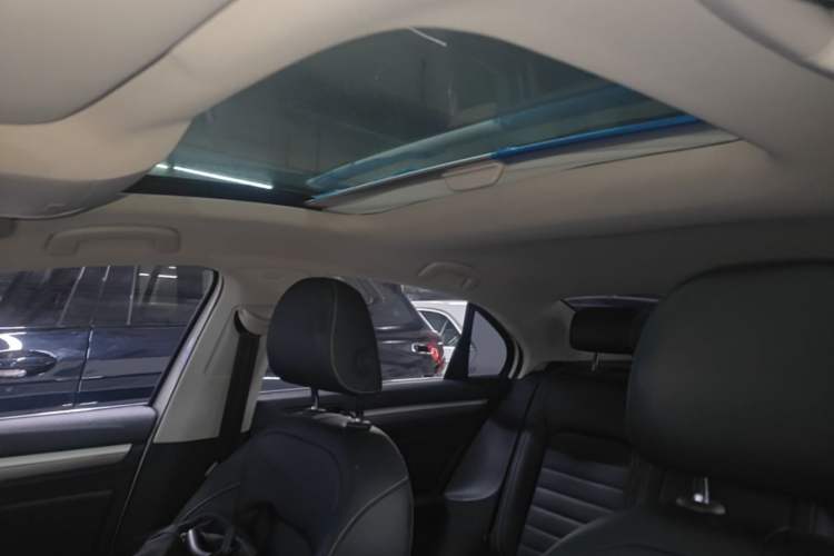 Used Volkswagen Lamando 2021 280TSI DSG Comfort Edition Headliner