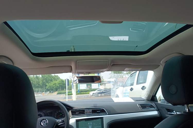 Used Volkswagen Lamando 2021 230TSI DSG Fashion Edition Headliner