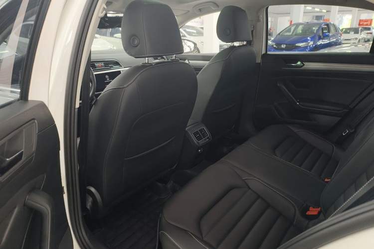 Used Volkswagen Lamando 2021 280TSI DSG Comfort Edition Interior 1