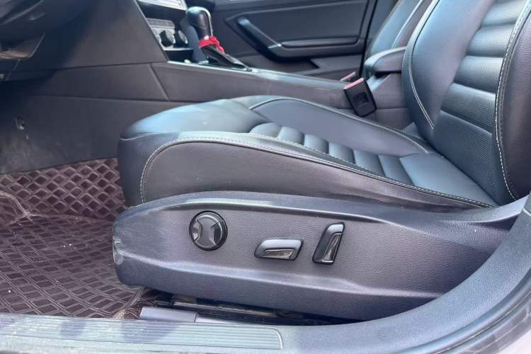 Used Volkswagen Lamando 2021 280TSI DSG Comfort Edition Interior 1