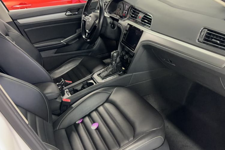 Used Volkswagen Lamando 2021 280TSI DSG Comfort Edition Interior 1