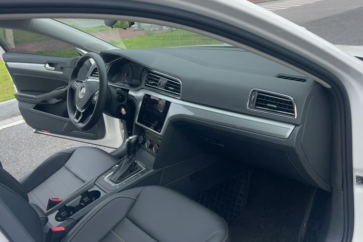 Used Volkswagen Lamando 2021 230TSI DSG Fashion Edition Interior 11