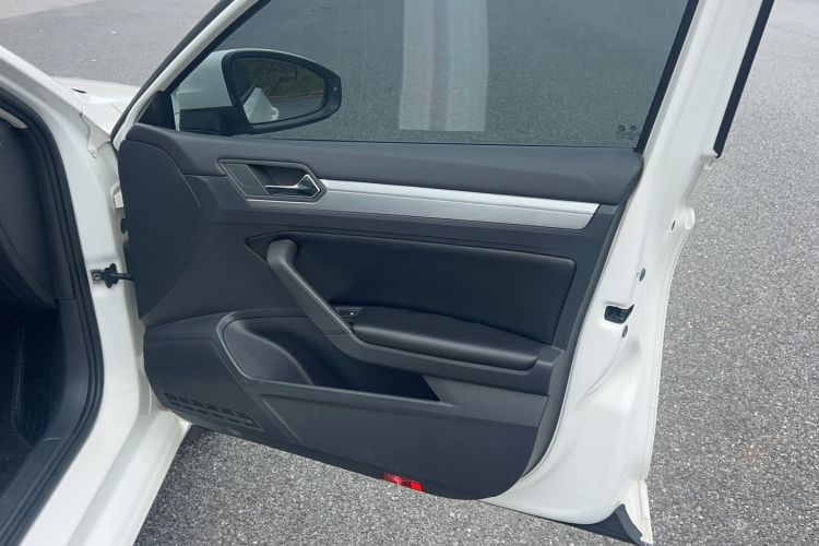 Used Volkswagen Lamando 2021 230TSI DSG Fashion Edition Interior 12