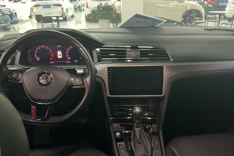 Used Volkswagen Lamando 2021 280TSI DSG Comfort Edition Interior 3