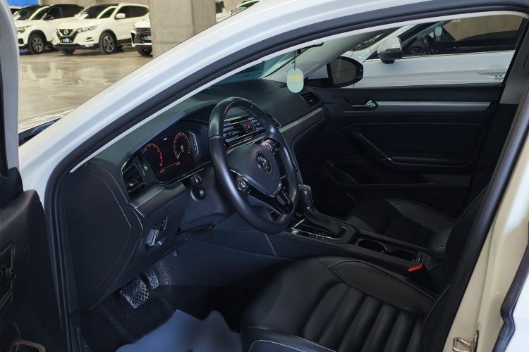 Used Volkswagen Lamando 2021 280TSI DSG Comfort Edition Interior 3