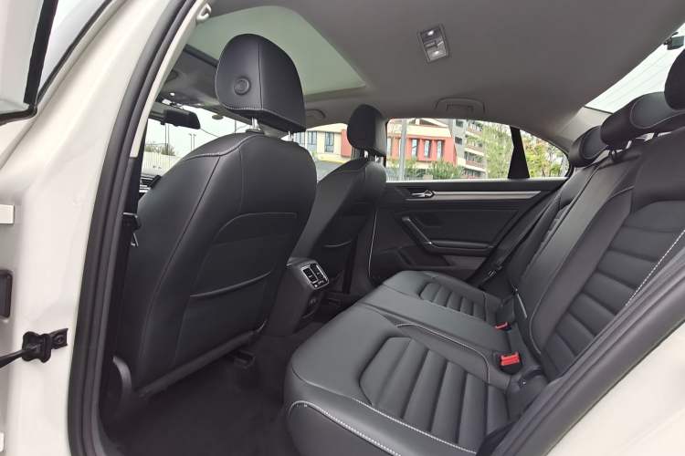Used Volkswagen Lamando 2021 280TSI DSG Comfort Edition Interior 3