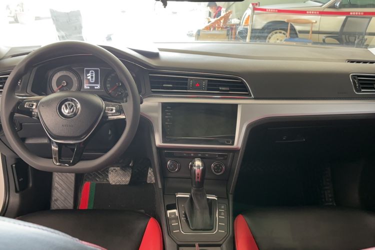Used Volkswagen Lamando 2021 230TSI DSG Fashion Edition Interior 3