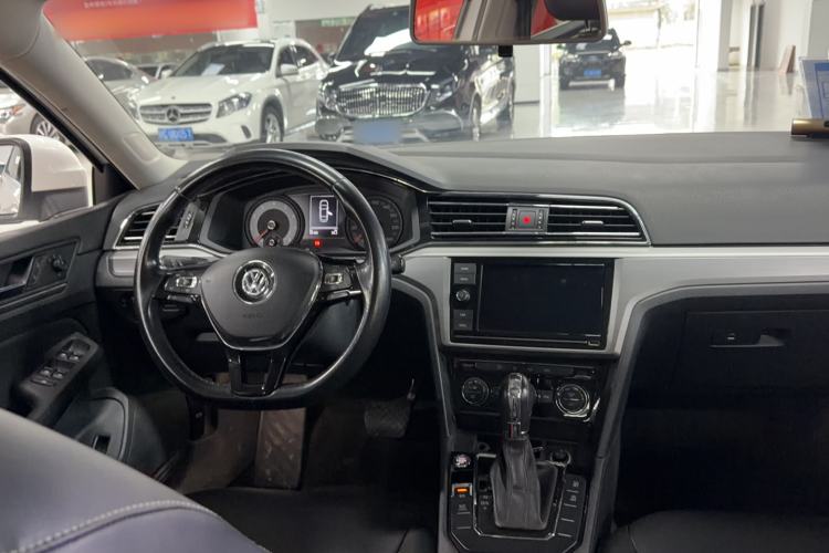 Used Volkswagen Lamando 2021 280TSI DSG Comfort Edition Interior 3