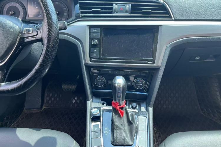 Used Volkswagen Lamando 2021 280TSI DSG Comfort Edition Interior 4