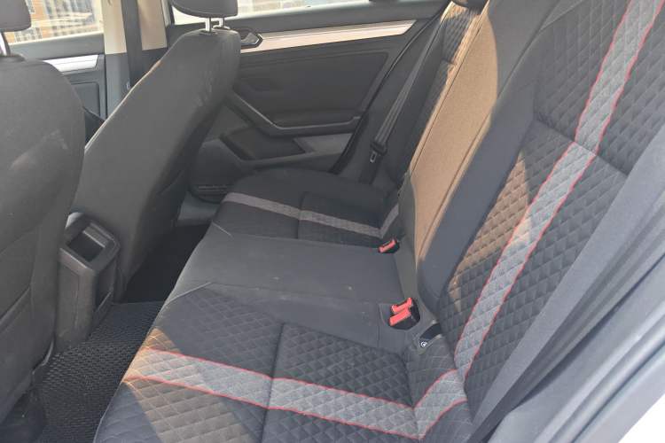 Used Volkswagen Lamando 2021 230TSI DSG Fashion Edition Interior 4