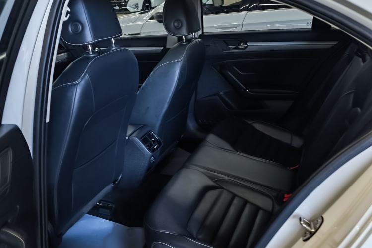 Used Volkswagen Lamando 2021 280TSI DSG Comfort Edition Interior 4