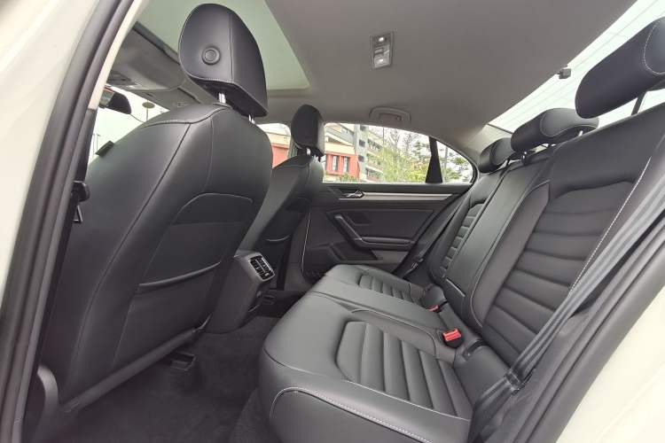 Used Volkswagen Lamando 2021 280TSI DSG Comfort Edition Interior 4