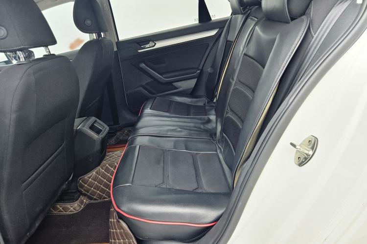 Used Volkswagen Lamando 2021 230TSI DSG Fashion Edition Interior 6