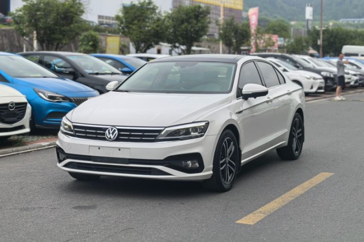 Used Volkswagen Lamando 2021 Facelift 280TSI DSG Comfort Edition (Manual Air Conditioning) Guazi used car, China used car export, Used car for sale, Used Volkswagen cars, Cheapest cars for sale