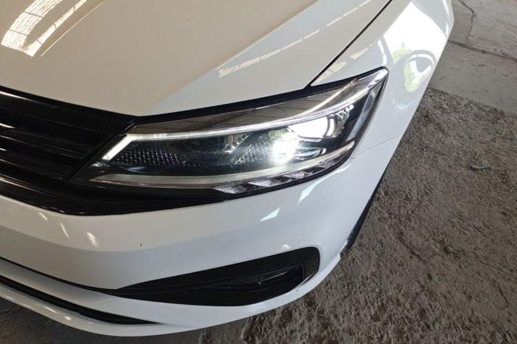 Used Volkswagen Lamando 2021 Facelift 280TSI DSG Comfort Edition (Manual Air Conditioning) Left Front Headlight