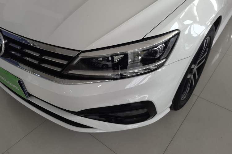Used Volkswagen Lamando 2021 Facelift 280TSI DSG Comfort Edition (Manual Air Conditioning) Left Front Headlight