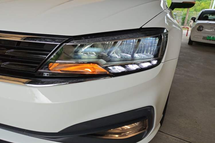 Used Volkswagen Lamando 2021 230TSI DSG Fashion Edition Left Front Headlight