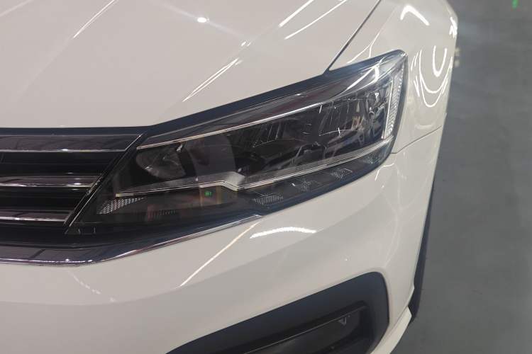 Used Volkswagen Lamando 2021 230TSI DSG Fashion Edition Left Front Headlight