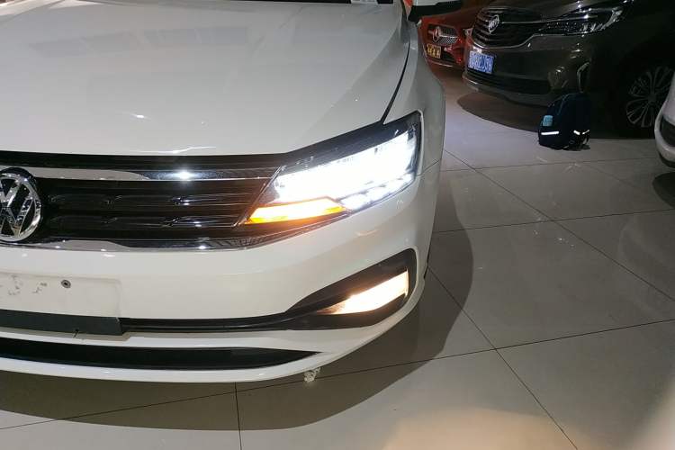 Used Volkswagen Lamando 2021 230TSI DSG Fashion Edition Left Front Headlight