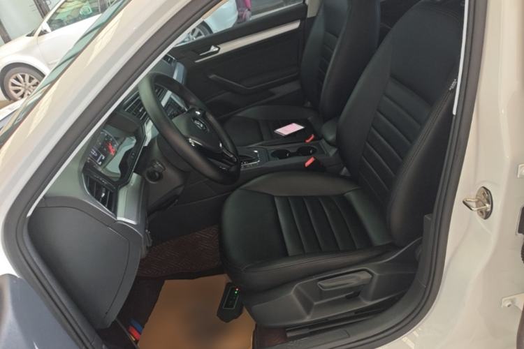 Used Volkswagen Lamando 2021 230TSI DSG Fashion Edition Left Front Seat