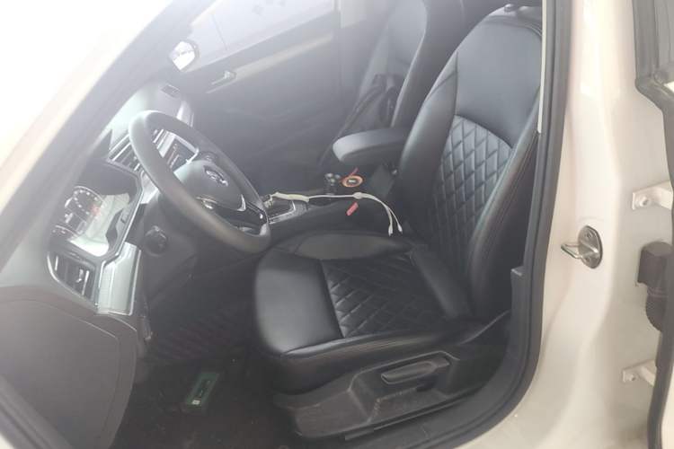 Used Volkswagen Lamando 2021 230TSI DSG Fashion Edition Left Front Seat